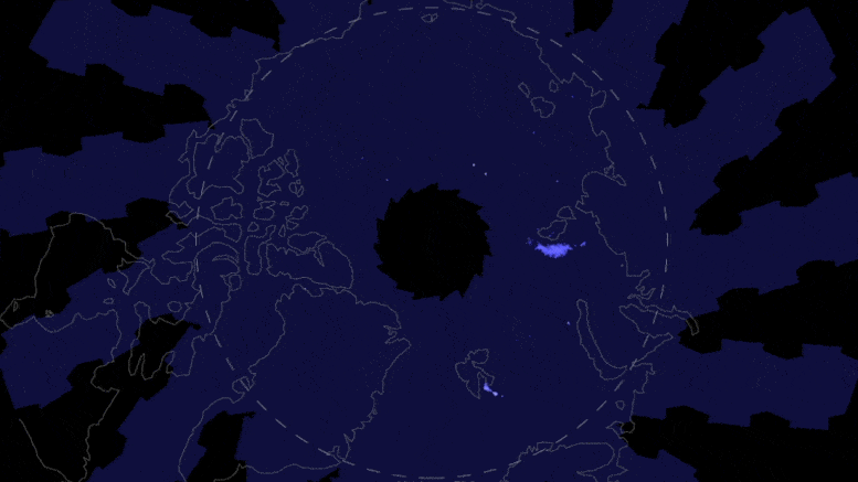 NASA의 목표에 의해 발견 된 시즌의 최초의 북극 아이스 블루 야경 구름